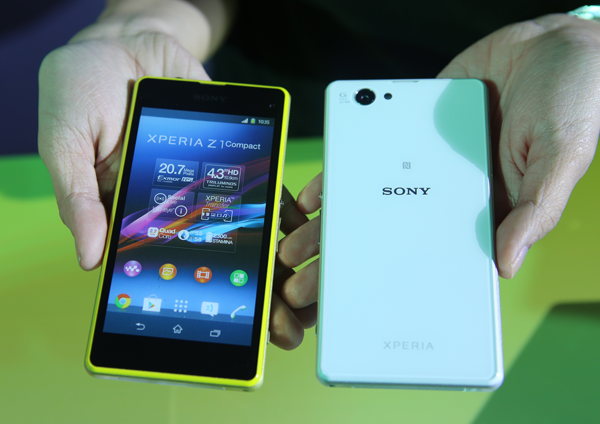 sony-xperiaz1c-lime-and-white