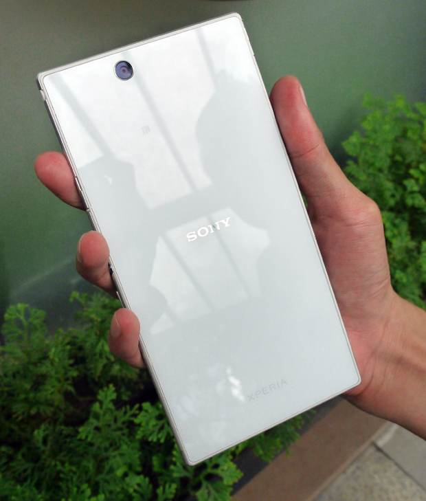 sony-xperia-z-ultra-ph-launch-backside-tempered-glass
